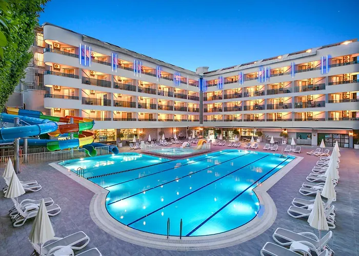 Avena Resort & Spa Hotel Аланія